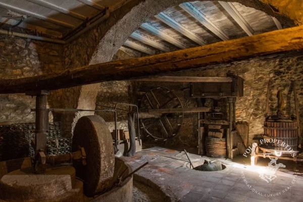 Maison de luxe à vendre à Figueres, 2 500 000 €, Photo 4