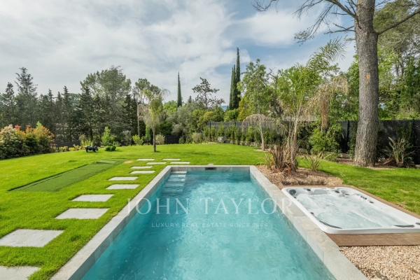 Maison de luxe à vendre à Valbonne, 2 100 000 €, Photo 1