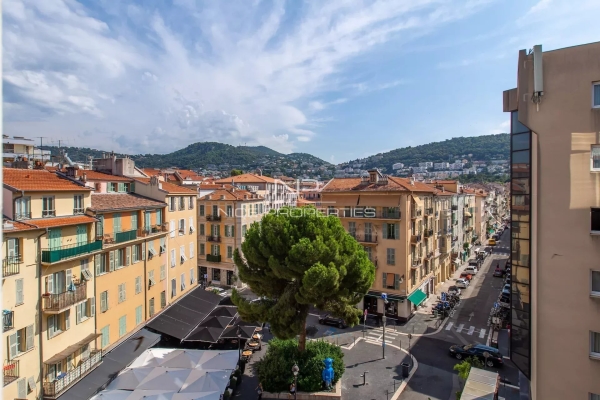 Luxury Apartment for sale in Nice, 990 000 €, Photo 2