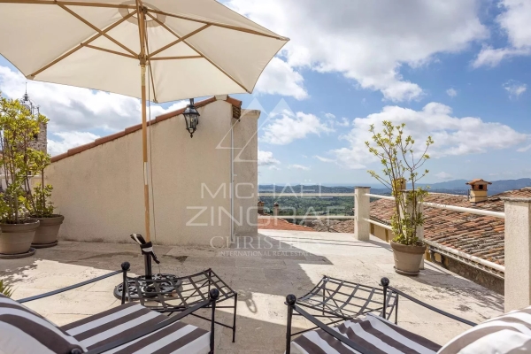 Luxury Apartment for sale in Châteauneuf-Grasse, 570 000 €, Photo 3