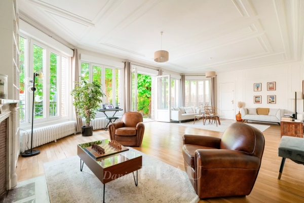 Maison de luxe à vendre à Saint-Cloud, 2 100 000 €, Photo 1