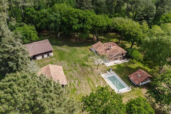 Maison de luxe à vendre à Gourbera, 790 000 €, Photo 2