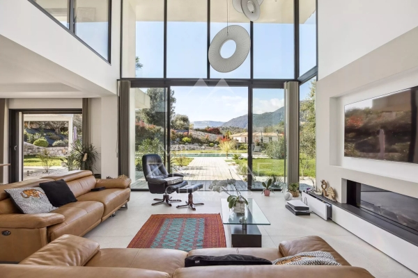 Maison de luxe à vendre à Roquefort-les-Pins, 2 990 000 €, Photo 4