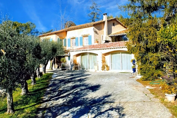 Maison de luxe à vendre à Opio, 1 350 000 €, Photo 1