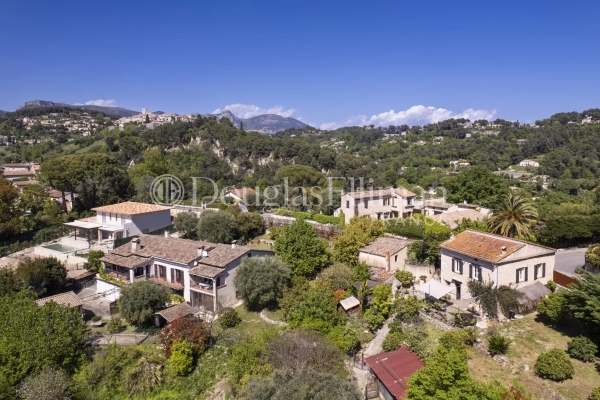 Maison de luxe à vendre à Saint-Paul-de-Vence, 3 990 000 €, Photo 1
