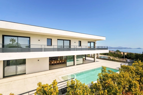 Maison de luxe à vendre à Les Issambres, 4 830 000 €, Photo 1