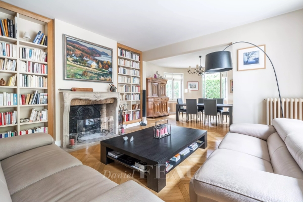 Maison de luxe à vendre à Saint-Germain-en-Laye, 2 500 000 €, Photo 2