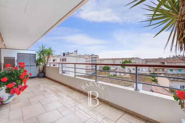 Appartement de luxe à vendre à Sainte-Maxime, 905 000 €, Photo 1
