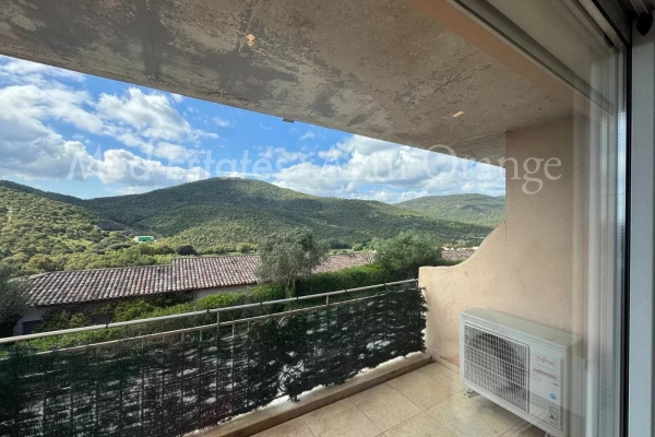 Luxury Apartment for sale in Sainte-Maxime, 265 000 €, Photo 2