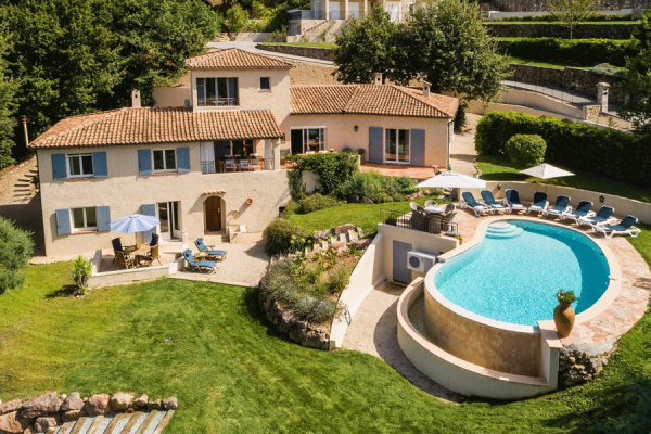 Maison de luxe à vendre à Montauroux, 995 000 €, Photo 1