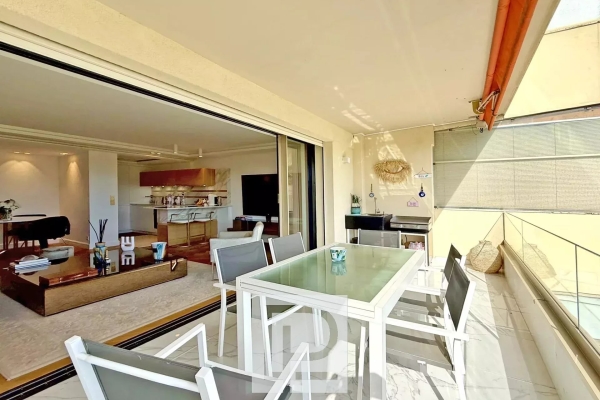 Appartement de luxe à vendre à Le Cannet, 750 000 €, Photo 1