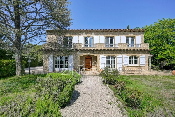 Luxury House for sale in Aix-en-Provence, 1 650 000 €, Photo 1