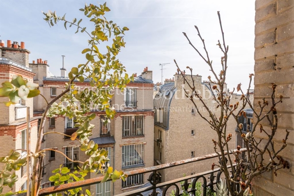 Luxury Apartment for sale in Paris 3ème, 1 240 000 €, Photo 3