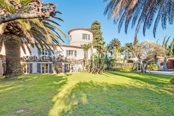 Luxury House for sale in Saint-Tropez, 7 490 000 €, Photo 2