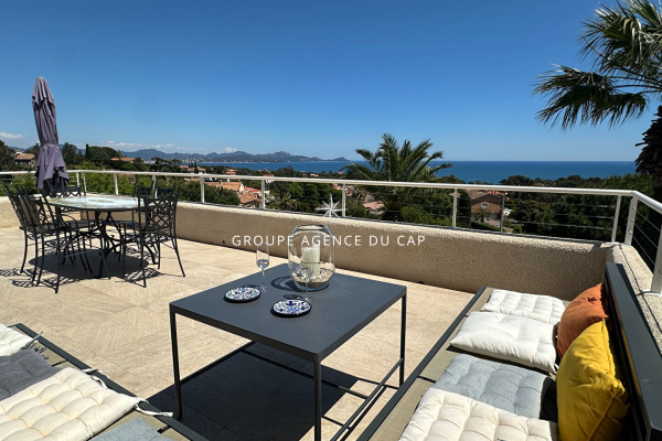 Maison de luxe à vendre à Saint-Aygulf, 1 590 000 €, Photo 4