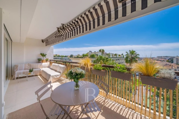 Appartement de luxe à vendre à Cannes, 1 190 000 €, Photo 1