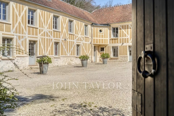 Maison de luxe à vendre à Chantilly, 2 750 000 €, Photo 1