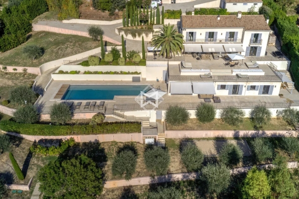 Maison de luxe à louer à Mouans-Sartoux, 11 500 €, Photo 1