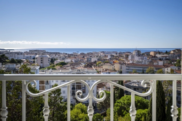 Luxury Apartment for sale in Cannes, 1 550 000 €, Photo 1