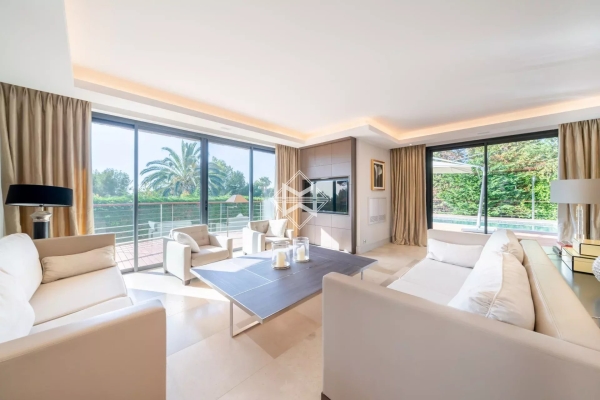 Maison de luxe à vendre à Cap d'Antibes, 5 790 000 €, Photo 7