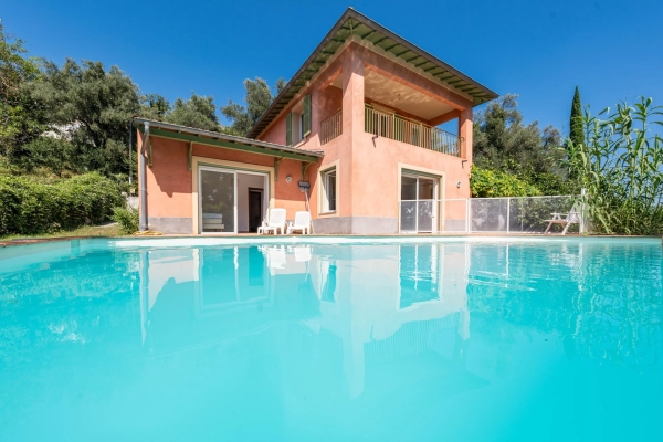 Maison de luxe à vendre à Falicon, 825 000 €, Photo 1