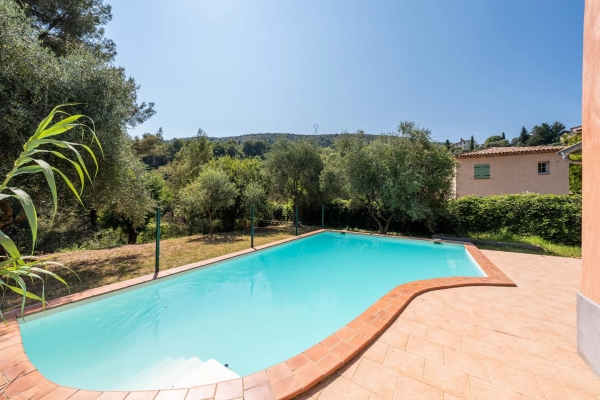 Maison de luxe à vendre à Falicon, 825 000 €, Photo 3