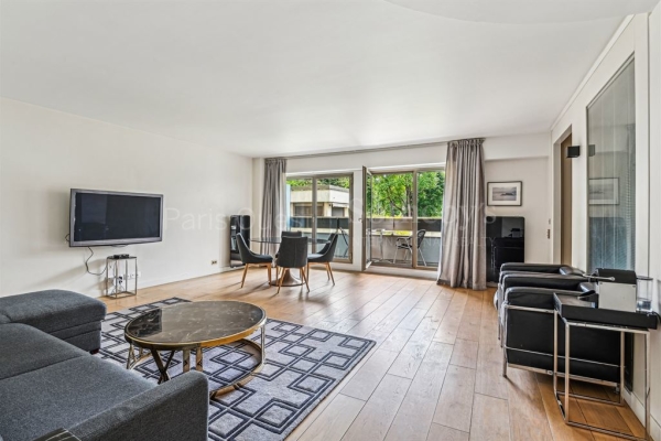 Luxury Apartment for sale in Paris 16Ème, 990 000 €, Photo 3