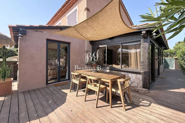 Appartement de luxe à vendre à Sainte-Maxime, 550 000 €, Photo 1