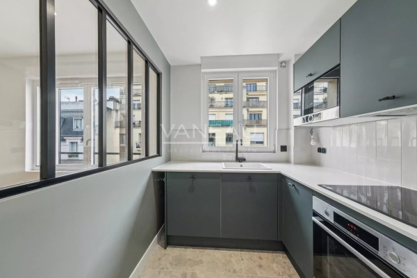 Luxury Apartment for sale in Paris 7ème, 939 600 €, Photo 5