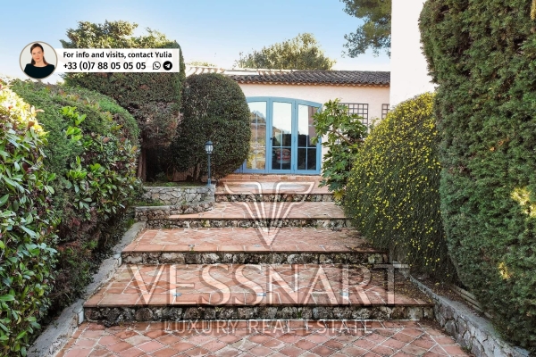 Luxury House for sale in La Turbie, 1 350 000 €, Photo 1