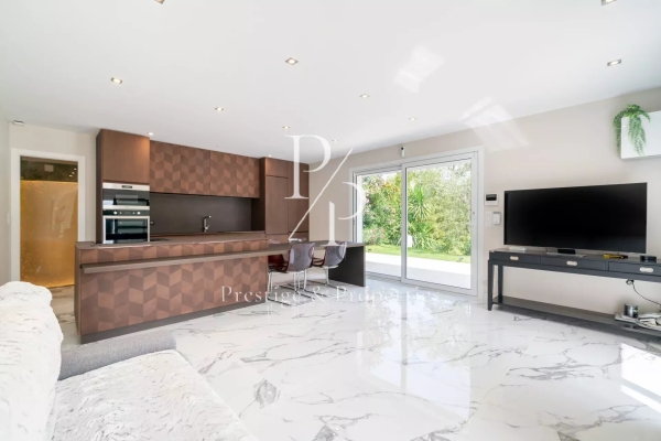 Maison de luxe à vendre à Cannes, 4 590 000 €, Photo 7