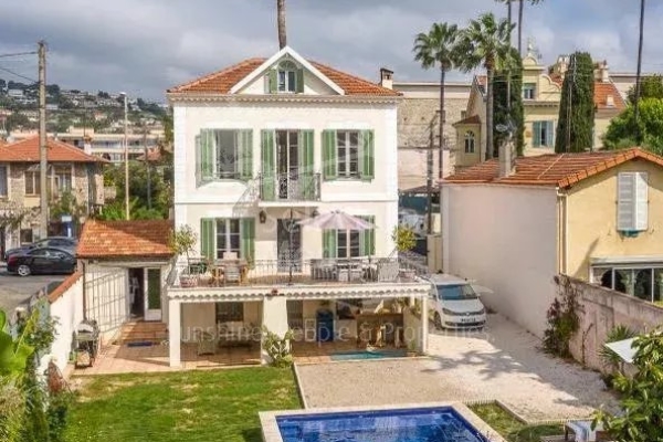 Maison de luxe à vendre à Le Golfe Juan, 929 000 €, Photo 1