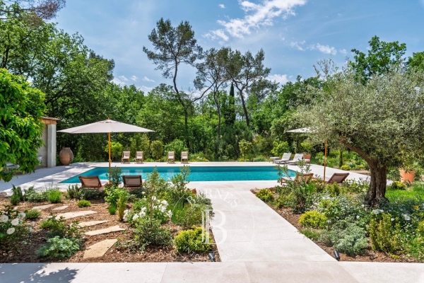Maison de luxe à vendre à Roquefort-les-Pins, 2 650 000 €, Photo 3