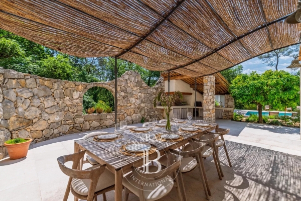 Maison de luxe à vendre à Roquefort-les-Pins, 2 650 000 €, Photo 4
