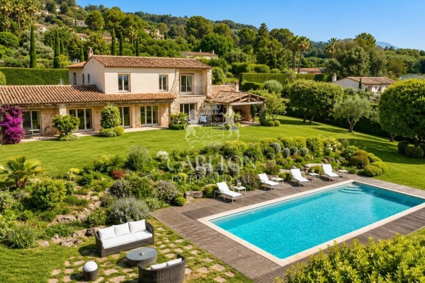 Maison de luxe à vendre à Saint-Paul-de-Vence, 2 490 000 €, Photo 1