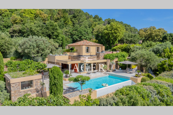Luxury House for sale in La Garde-Freinet, 1 850 000 €, Photo 1