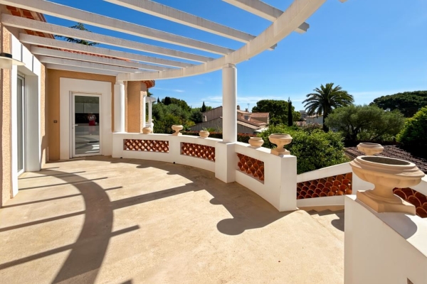 Maison de luxe à vendre à Antibes, 1 635 000 €, Photo 4