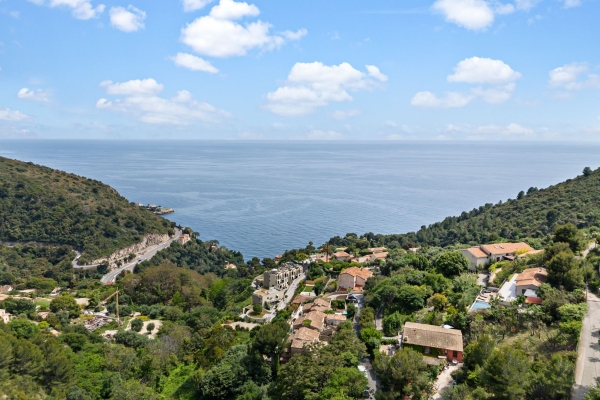 Maison de luxe à vendre à Èze, 1 390 000 €, Photo 1