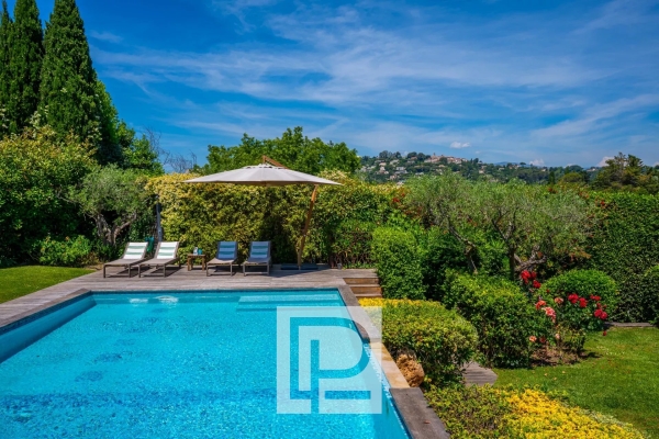 Maison de luxe à vendre à Mougins, 2 490 000 €, Photo 1