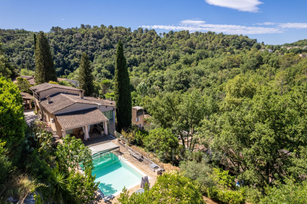 Maison de luxe à vendre à Valbonne, 1 180 000 €, Photo 1