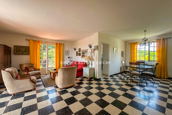 Maison de luxe à vendre à Les Issambres, 950 000 €, Photo 3