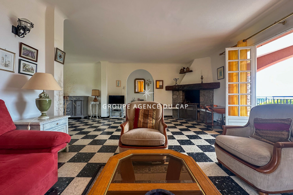 Maison de luxe à vendre à Les Issambres, 950 000 €, Photo 4