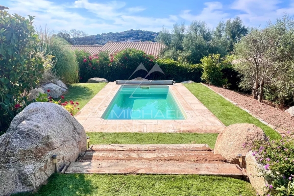 Maison de luxe à vendre à Zonza, 768 000 €, Photo 1