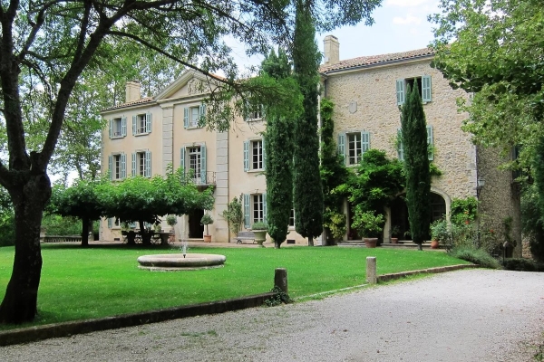 Appartement de luxe à vendre à Brignoles, 15 000 000 €, Photo 1