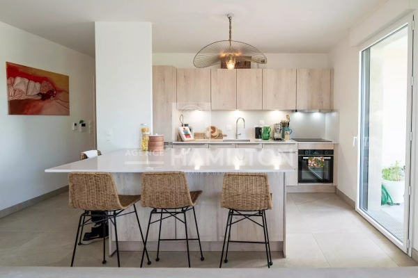 Luxury Apartment for sale in Bordeaux, 429 000 €, Photo 1