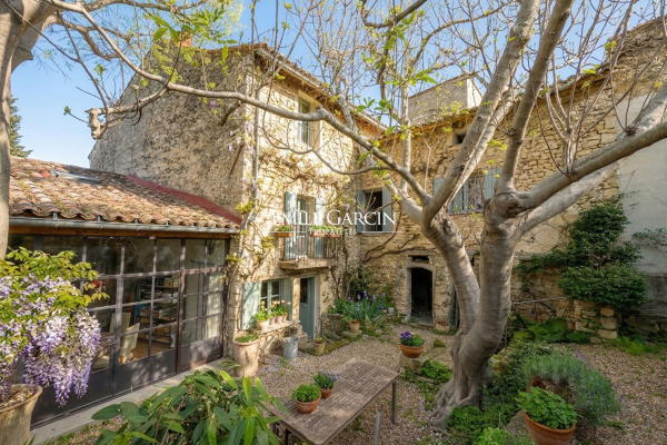 Maison de luxe à vendre à Pernes-les-Fontaines, 600 000 €, Photo 1