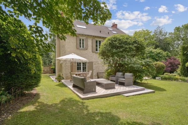 Luxury House for sale in Villette, 890 000 €, Photo 1