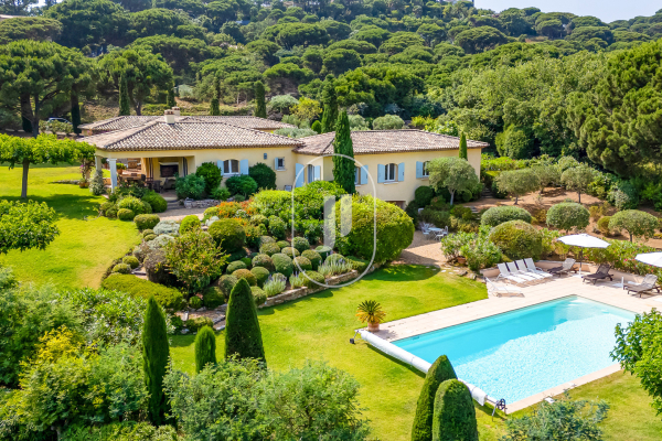 Luxury House for sale in La Croix-Valmer, 3 900 000 €, Photo 1