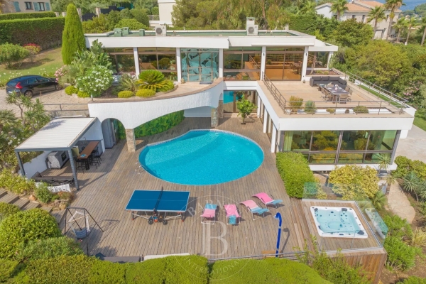 Maison de luxe à louer à Cannes, 11 200 €, Photo 1