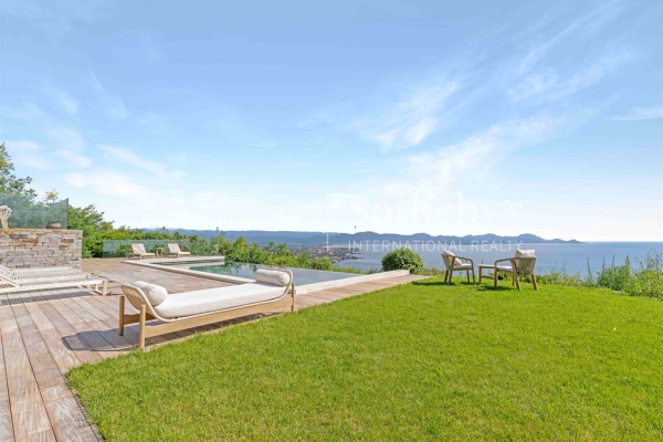 Maison de luxe à vendre à Les Issambres, 4 800 000 €, Photo 1